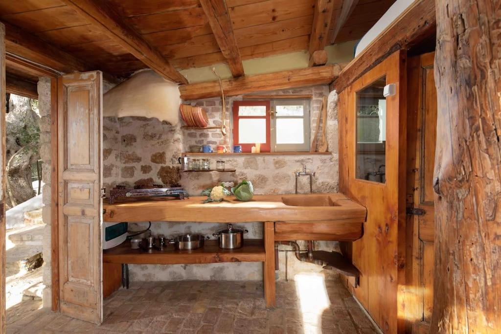 Willa Margaritis'S Treehouse Paramonas  Zewnętrze zdjęcie