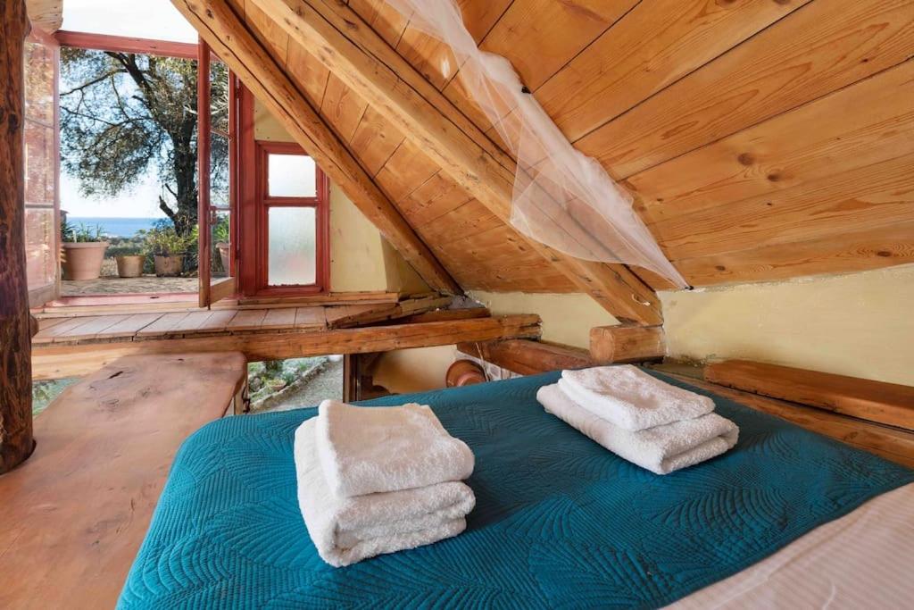 Willa Margaritis'S Treehouse Paramonas  Zewnętrze zdjęcie